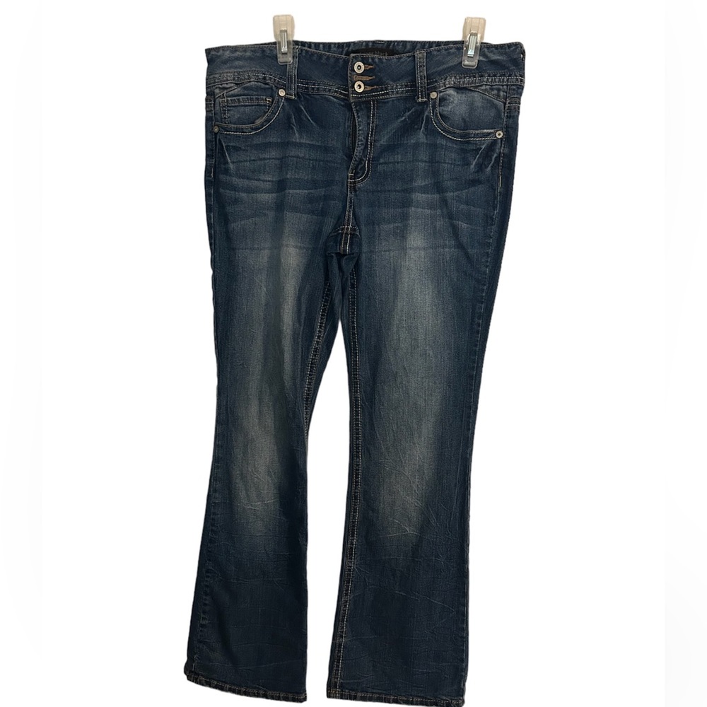 Flare bootcut jean.